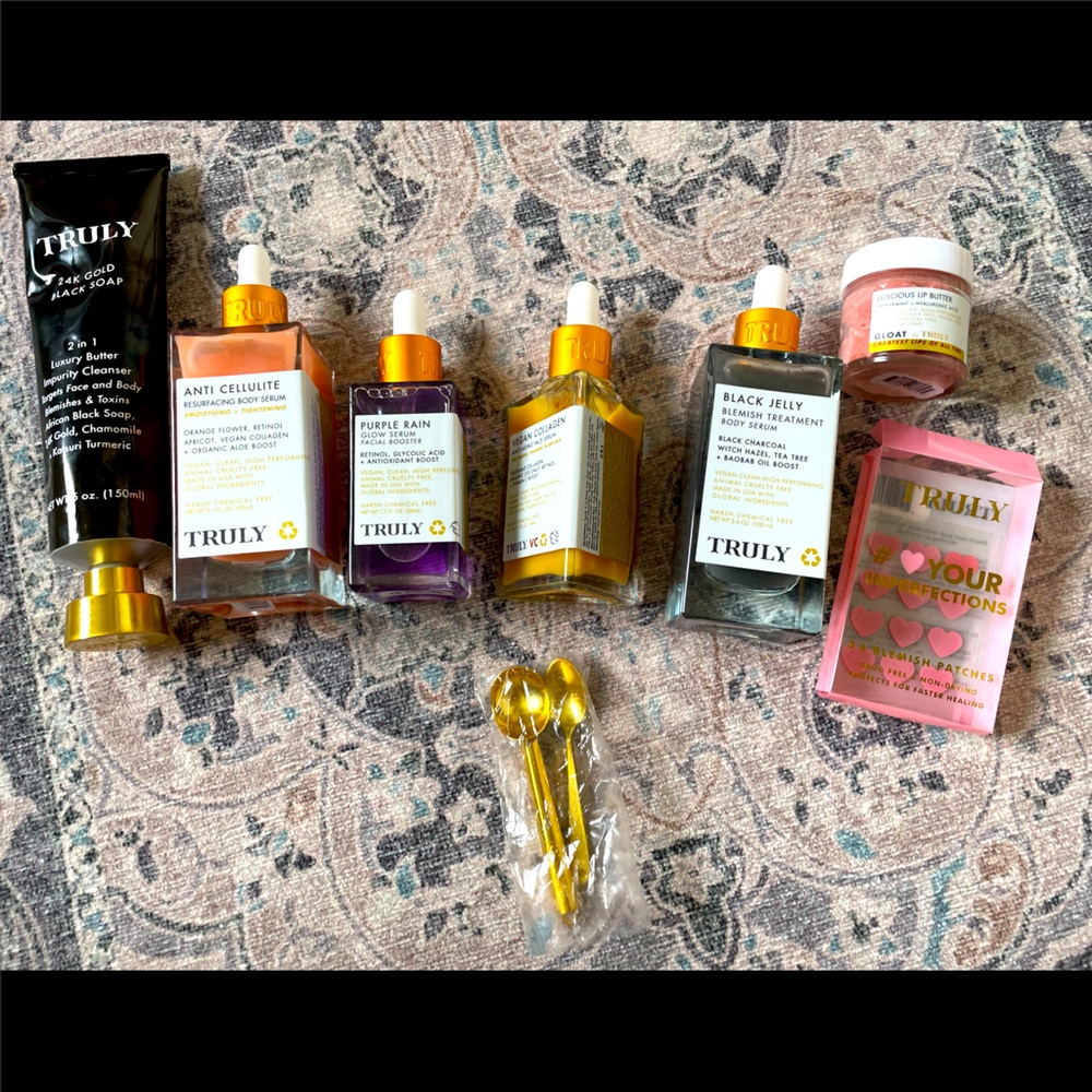 Truly beauty bundle with truly pink blanket